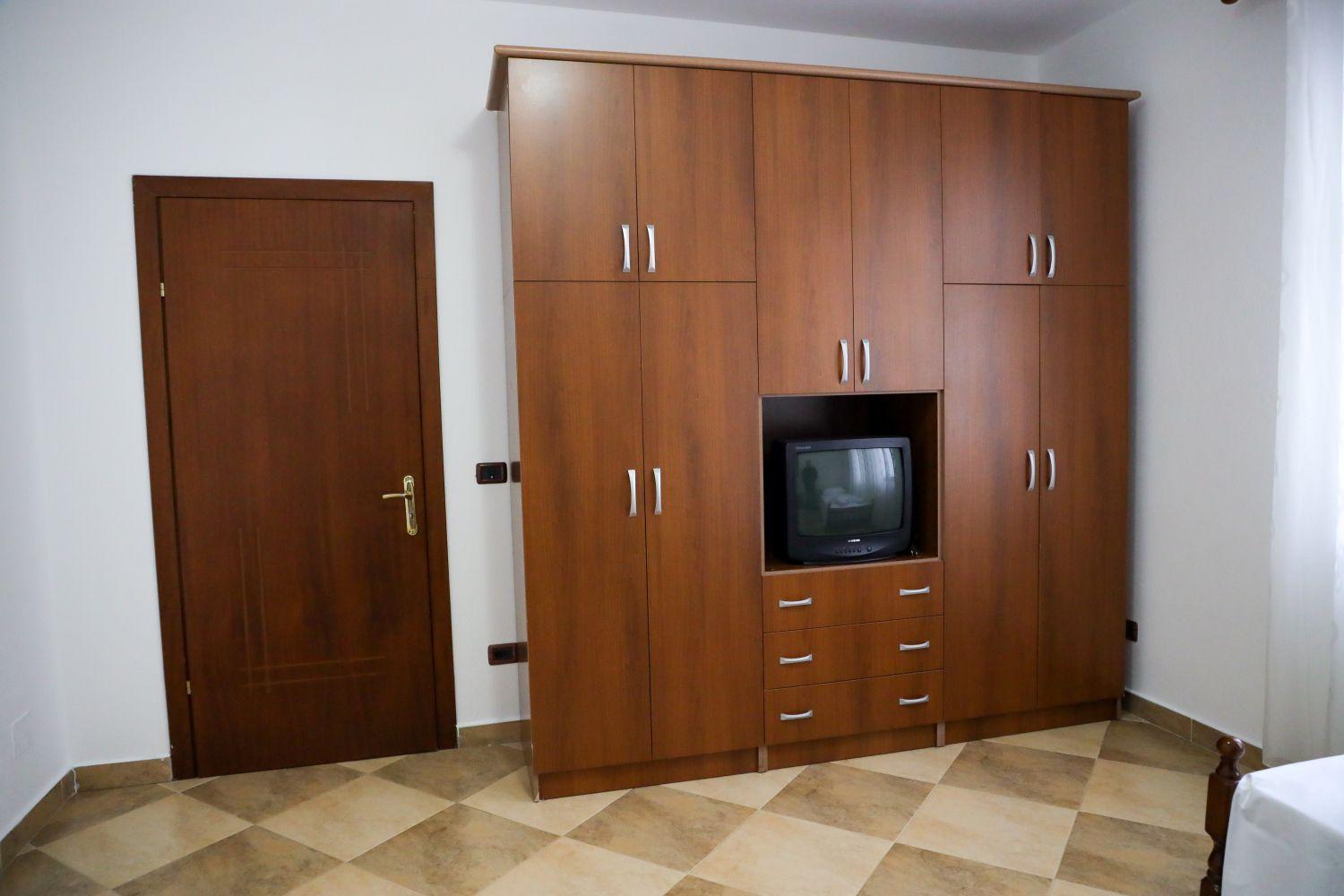 Vila Taga Guesthouse Krujë Exteriér fotografie