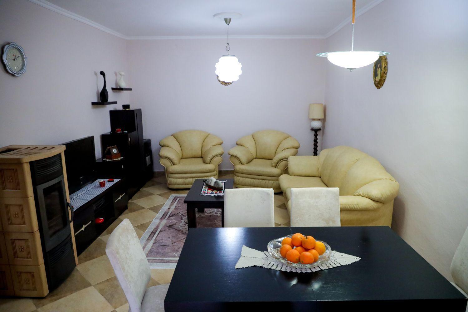 Vila Taga Guesthouse Krujë Exteriér fotografie